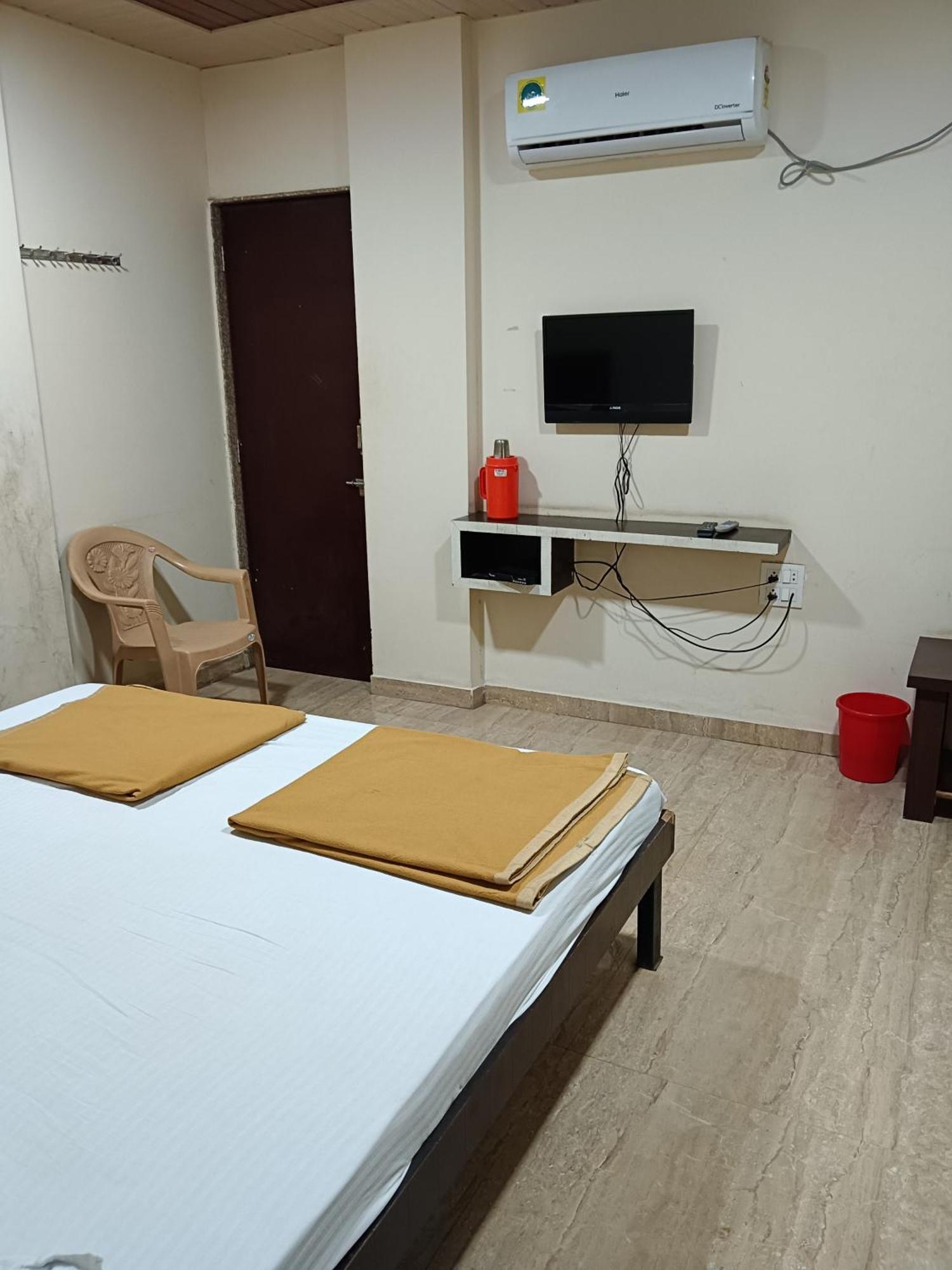 Samraj Lodge